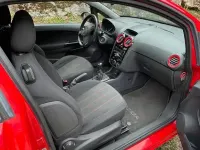 Gebraucht Opel Corsa 101 PS (74 kW) 2010 Rot Kleinwagen
