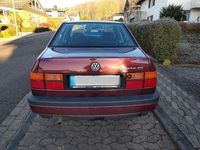 Gebraucht VW Vento 75 PS (55 kW) 1993 Rot Limousine