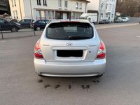 Second-hand Hyundai Accent 96 CP (70 kW) 2008 Argintiu Hatchback