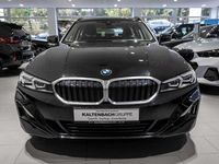 Gebraucht BMW 320 Efficient Dynamics 190 PS (139 kW) 2024 Schwarz Kombi