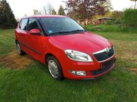 Gebraucht Skoda Fabia Ambiente 86 PS (63 kW) 2011 Rot Limousine