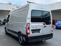 Gebraucht Opel Movano 136 PS (100 kW) 2021 Brillantsilber Van
