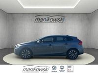 Gebraucht Volvo V40 Momentum 152 PS (111 kW) 2019 Grau Kombi