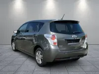 Gebraucht Toyota Verso Comfort 111 PS (81 kW) 2016 Grau Van / Kleinbus