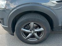 Gebraucht Chevrolet Captiva 167 PS (122 kW) 2012 Grau SUV