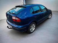 Usata Seat Leon 77 CV (56 kW) 2003 Blu Utilitaria