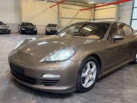 Gebraucht Porsche Panamera 299 PS (219 kW) 2011 Braun Kleinwagen