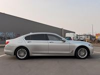 Gebraucht BMW 740L 320 PS (235 kW) 2018 Silber Limousine
