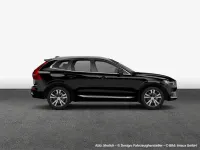 Gebraucht Volvo XC60 Core 197 PS (144 kW) 2024 Onyx black metallic SUV