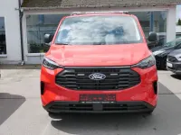 Neu Ford Transit Custom Trend 136 PS (100 kW) 2026 Rot Kombi
