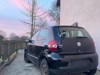 Gebraucht VW Fox 55 PS (40 kW) 2005 Schwarz Kleinwagen