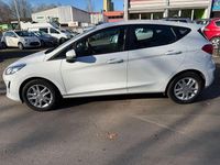 Gebraucht Ford Fiesta Trend 101 PS (74 kW) 2019 Weiß Kleinwagen