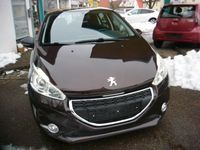 Gebraucht Peugeot 208 Active 82 PS (60 kW) 2012 Braun Kleinwagen
