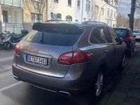 Gebraucht Porsche Cayenne 245 PS (180 kW) 2011 Grau SUV