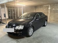 gebraucht VW Jetta 2.0 FSI Sportline