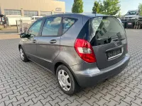 Gebraucht Mercedes A160 82 PS (60 kW) 2011 Grau Kleinwagen