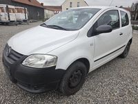 Gebraucht VW Fox 54 PS (39 kW) 2010 Weiß Kleinwagen
