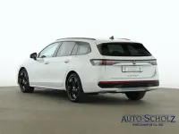 Gebraucht VW Passat R-line 193 PS (141 kW) 2025 Weiß Kombi