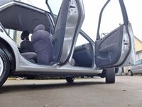 Gebraucht Toyota Corolla 110 PS (80 kW) 2000 Silber Limousine