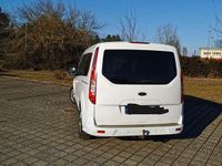 Gebraucht Ford Tourneo Trend 150 PS (110 kW) 2014 Weiß Kombi
