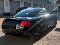 Second-hand Audi TT 150 CP (110 kW) 2003 Negru Coupe