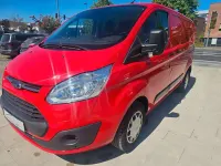 Gebraucht Ford Transit Custom Trend 105 PS (77 kW) 2017 Race red Van / Kleinbus