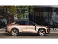 Nouă Lynk & Co 08 345 CP (253 kW) 2025 Maro SUV