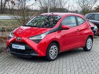 Gebraucht Toyota Aygo X-play 72 PS (52 kW) 2021 Rot Kleinwagen