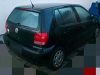 Brugt VW Polo 75 HK (55 kW) 2000 Sort Hatchback
