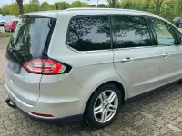 Gebraucht Ford Galaxy 180 PS (132 kW) 2015 Silber Van / Kleinbus