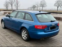 Gebraucht Audi A4 Ambition 143 PS (105 kW) 2010 Blau Kombi