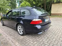 Gebraucht BMW 525 177 PS (130 kW) 2005 Blau Kombi