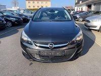Gebraucht Opel Astra Edition 131 PS (96 kW) 2014 Schwarz Kombi