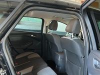 Gebraucht Ford Focus 105 PS (77 kW) 2012 Schwarz Kombi