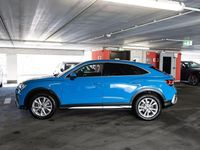 Gebraucht Audi Q3 Sportback Ambiente 200 PS (147 kW) 2022 Turboblau SUV