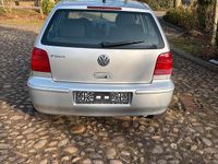 Gebraucht VW Polo 60 PS (44 kW) 2002 Silber Kleinwagen