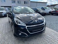 Gebraucht Peugeot 208 Active 82 PS (60 kW) 2016 Schwarz Kleinwagen