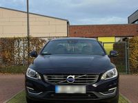 Gebraucht Volvo S60 Kinetic 224 PS (164 kW) 2015 Blau Limousine