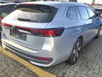 Second-hand VW Passat Business 204 CP (150 kW) 2025 Argintiu Break