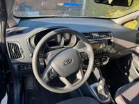 Gebraucht Kia Rio 75 PS (55 kW) 2012 Schwarz Kleinwagen