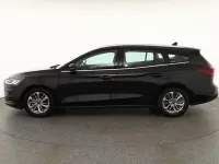 Gebraucht Ford Focus Titanium 125 PS (91 kW) 2023 Schwarz Kombi