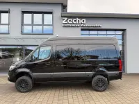 Używany Mercedes Sprinter 190 KM (139 kW) 2021 Czarny Van