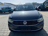 Gebraucht VW Tiguan 150 PS (110 kW) 2022 Grau SUV