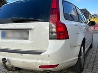 Gebraucht Volvo V50 150 PS (110 kW) 2012 Weiß Kombi