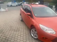 Używany Ford Focus 116 KM (85 kW) 2011 Pomarańczowy Sedan/Limuzyna