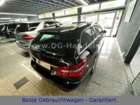 Gebraucht Mercedes E300 Avantgarde 252 PS (185 kW) 2012 Obsidianschwarz (metallic) Kombi