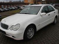 Gebraucht Mercedes C180 Classic 129 PS (94 kW) 2000 Weiß Limousine