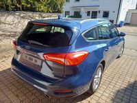 Gebraucht Ford Focus 120 PS (88 kW) 2020 Blazerblau Kombi