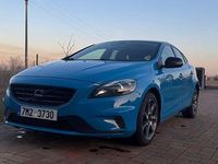 Gebraucht Volvo V40 R-Design 190 PS (139 kW) 2015 Blau Limousine