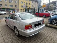 Gebraucht BMW 520 170 PS (125 kW) 2000 Silber Limousine